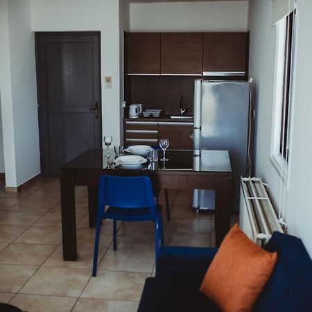 Ovis Hotel Apartments Айя-Напа Екстер'єр фото