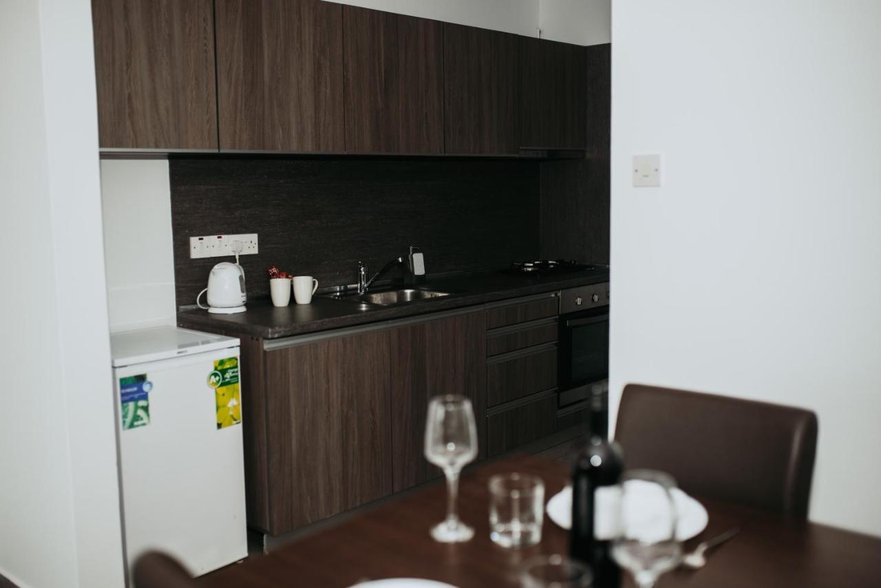 Ovis Hotel Apartments Айя-Напа Екстер'єр фото