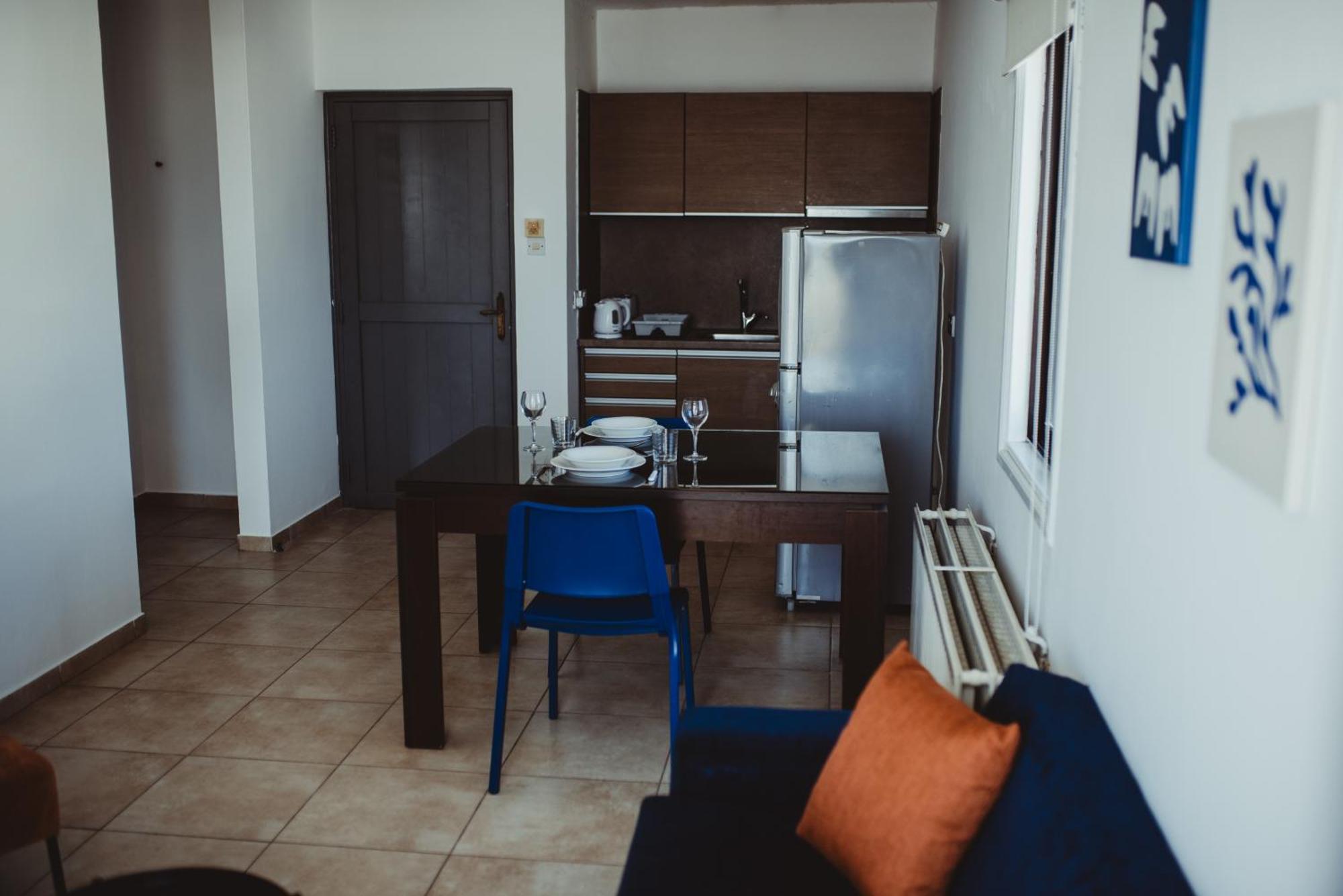 Ovis Hotel Apartments Айя-Напа Екстер'єр фото